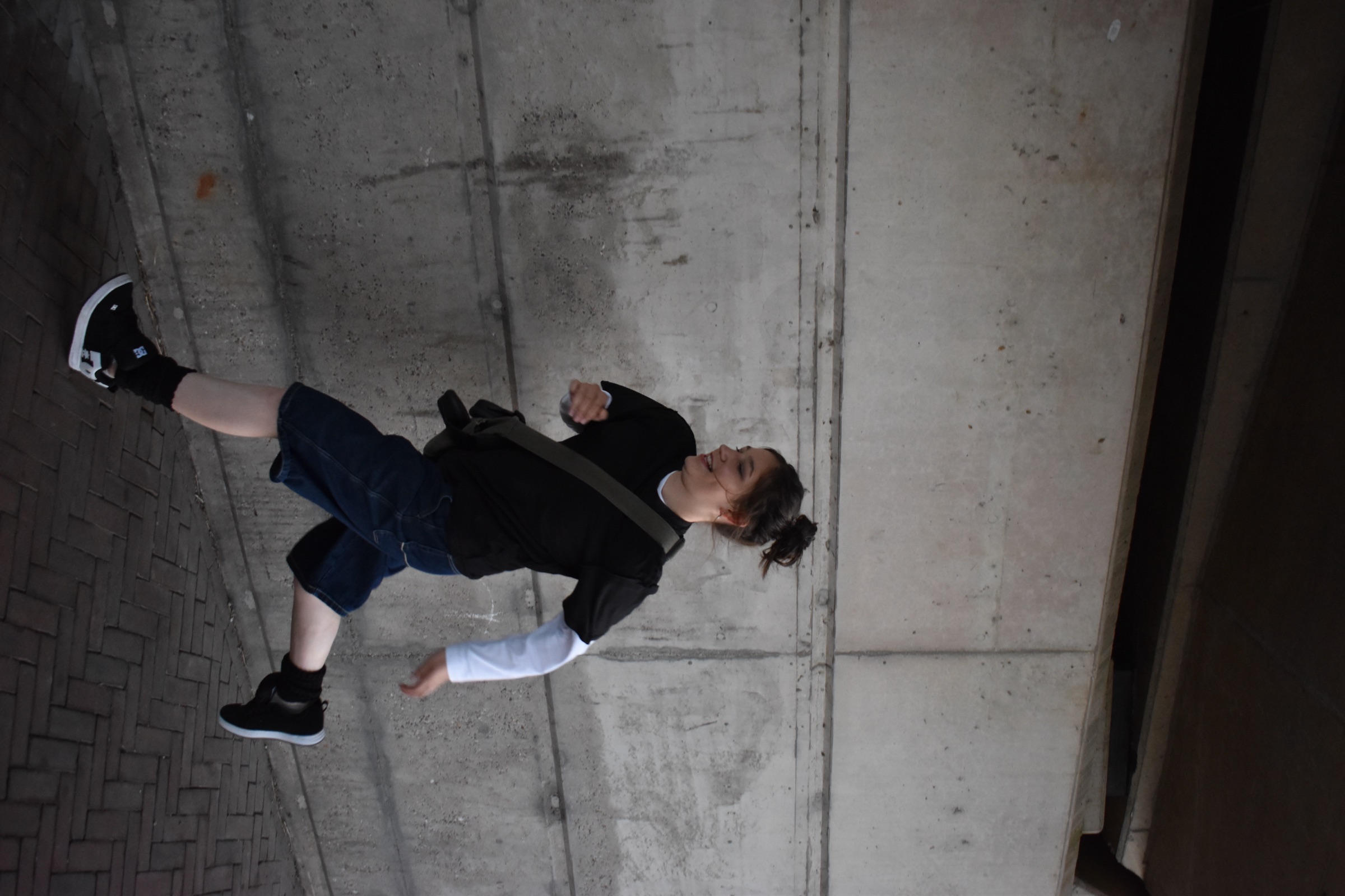 Second original photograph in the running sequence